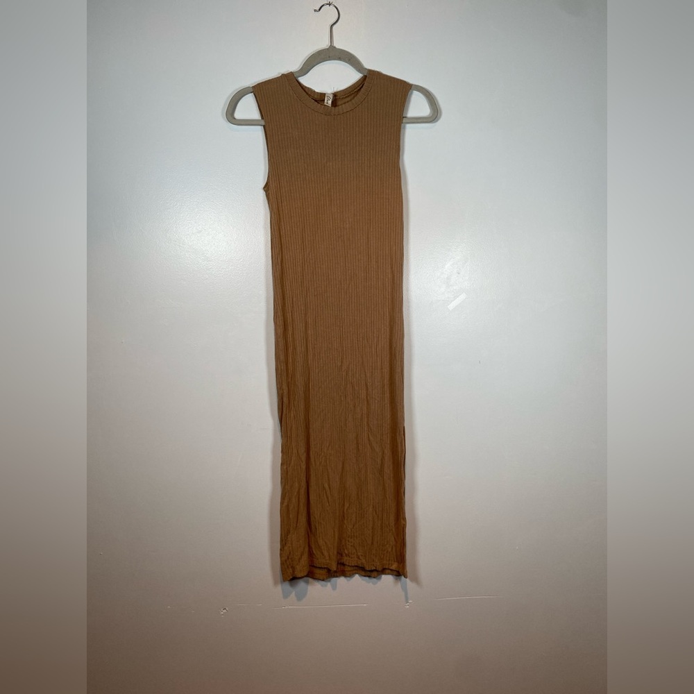Elan‎ Tan Ribbed Sleeveless Midi Slit Dress Women's Size Small lagenlook
